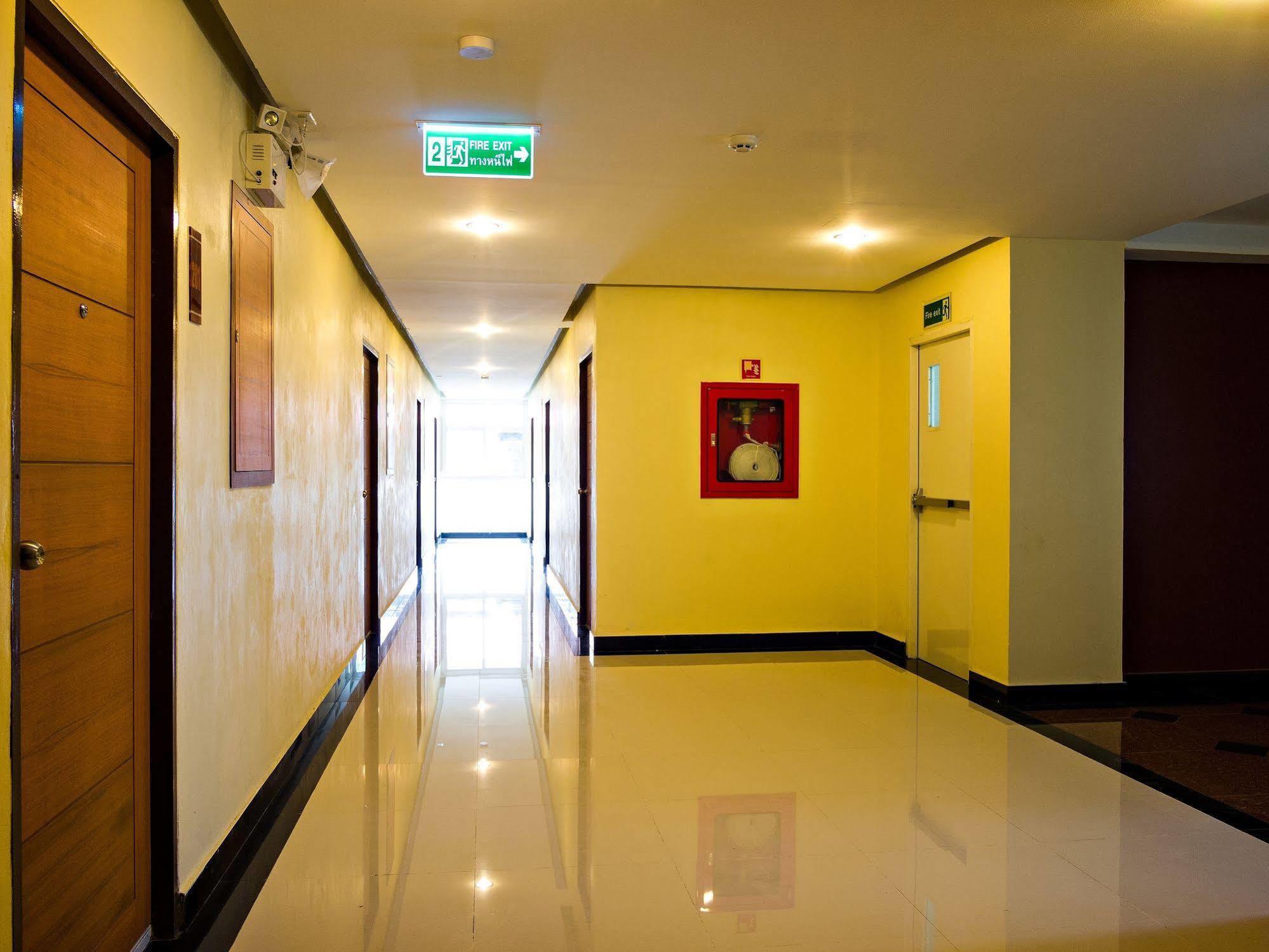 Nrv Place Apart Hotel Bangkok Ngoại thất bức ảnh